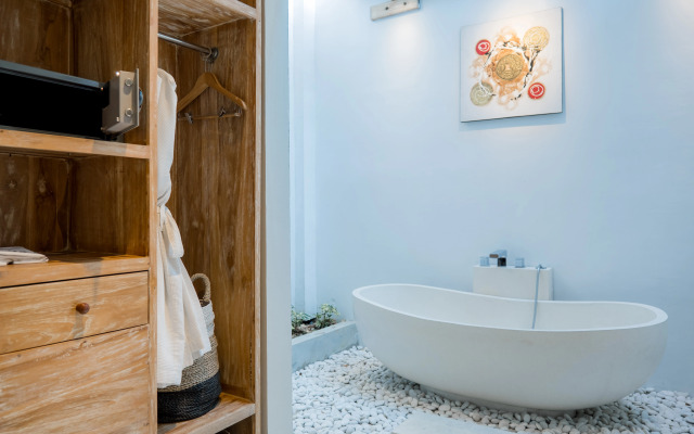 18 Suite Villa Loft by AMITHYA
