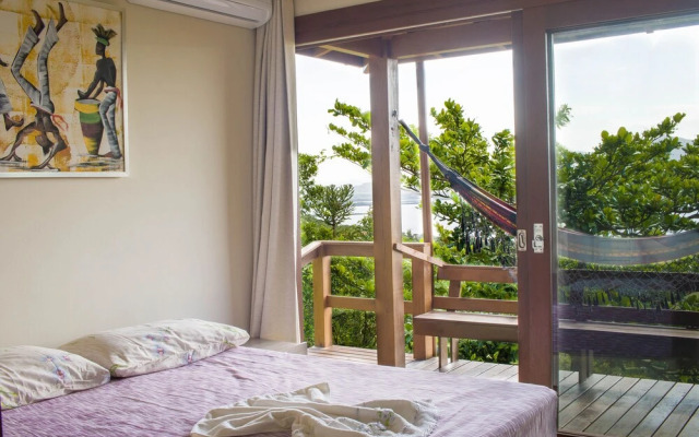 Casa com piscina e incrível vista