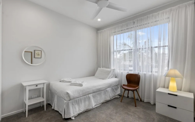 Spacious 3-bed Clayfield House With Patio and BBQ – Guest Rooms – Clayfield