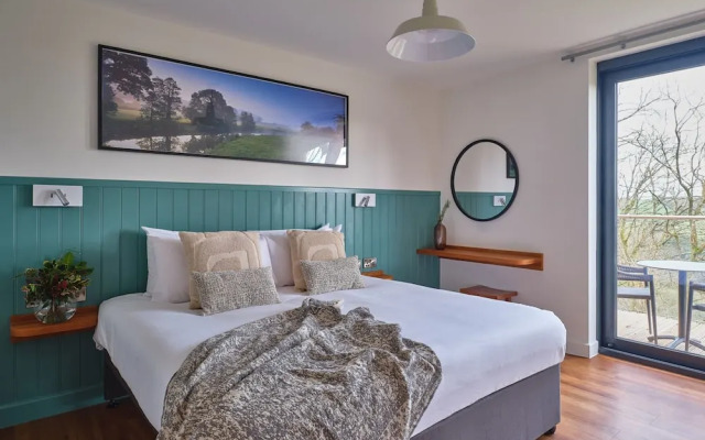 Valley View 3 Bedroom Lodge 2