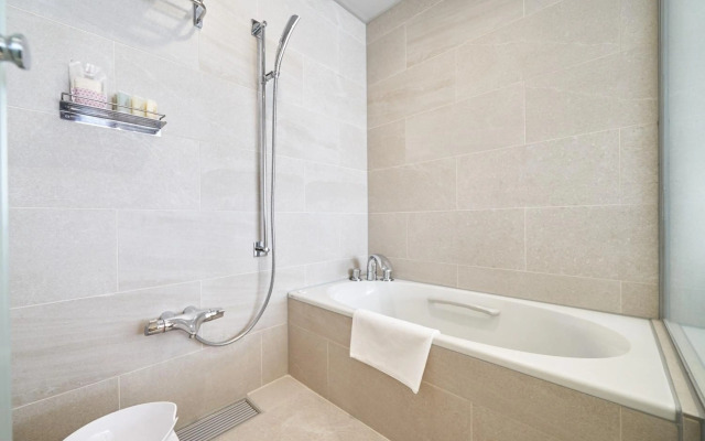 WeBase TAKAMATSU - Hostel