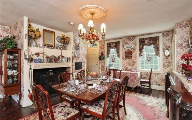 Chester Bulkley House Bed & Breakfast