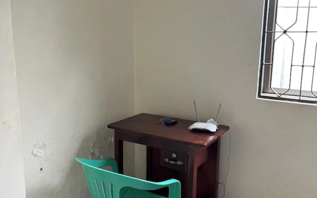 Inviting 3-bed House in Akright City Jennifers