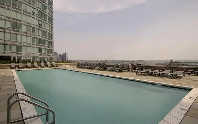 Bridgestreet at Liberty Towers