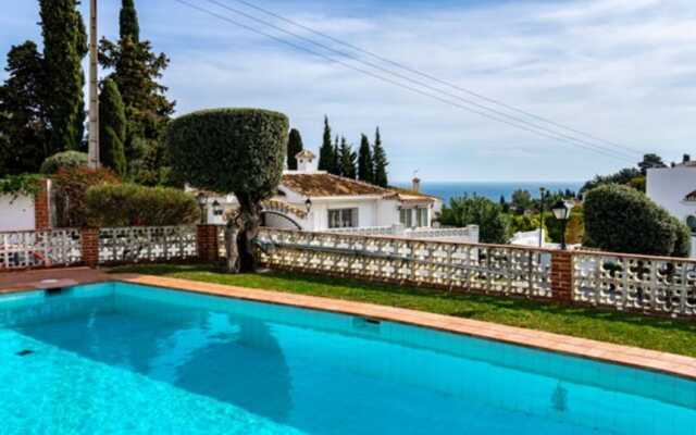 House - 3 Bedrooms with Pool, WiFi and Sea views - 107890