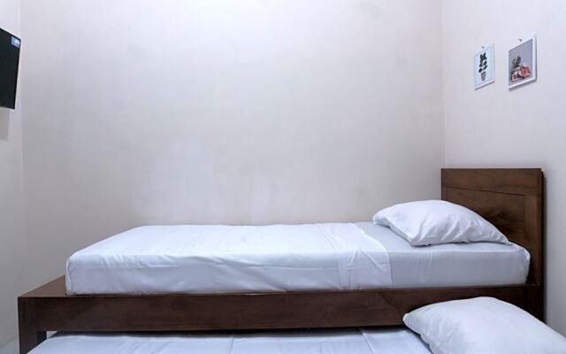 OYO Life 3227 Kost Putri Harmony