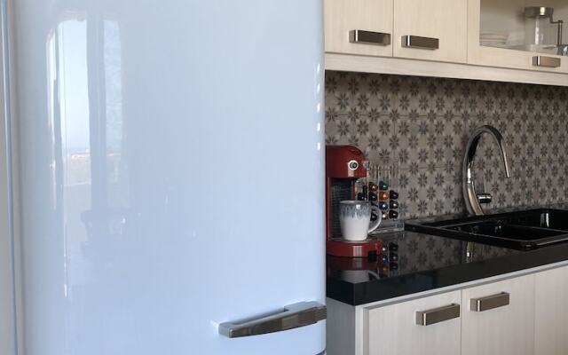 The Freesouls Residences Cerritos Beach