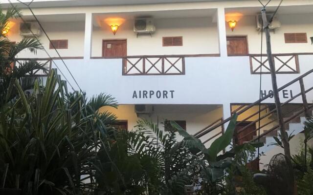 27 Cafe Zanzibar Airport Hotel