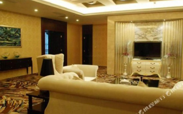 Yufeng International Hotel