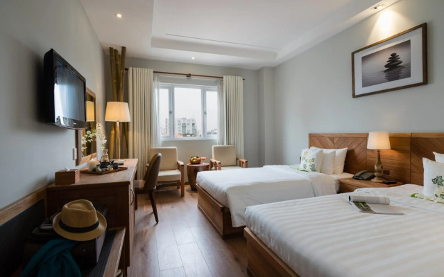 Silverland Yen Hotel