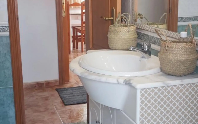 Apartamentos Vistalegre con jardín tranquilos cerca del mar