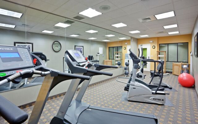 Holiday Inn Express Hotel & Suites Hays by IHG