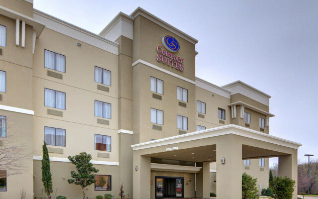 Comfort Suites Near Northeast Mall