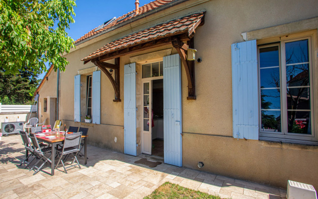 Cozy Bergerac Haven w/ Pool