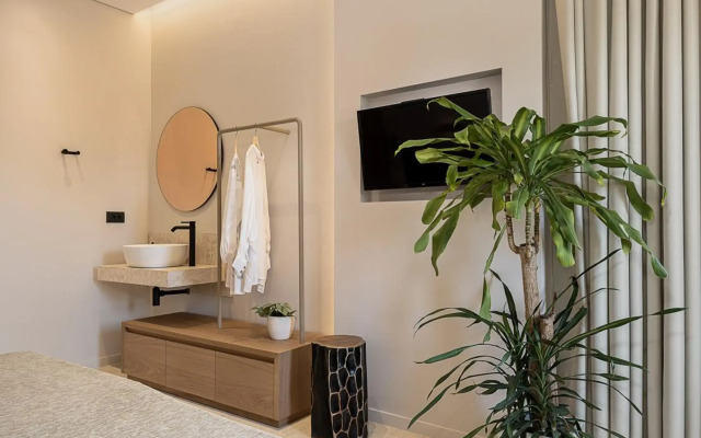 Esperides Beach Hotel Apartments