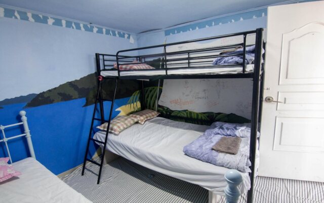 Yacht guesthouse - Hostel