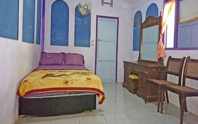 Oyo 2467 Penginapan Dafista