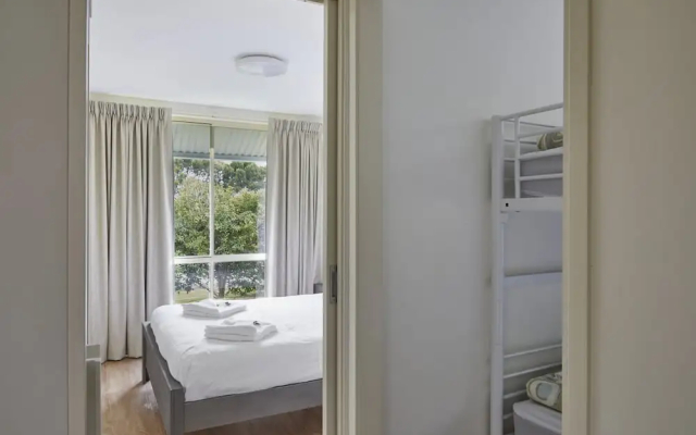 Mystery Bay Cottages