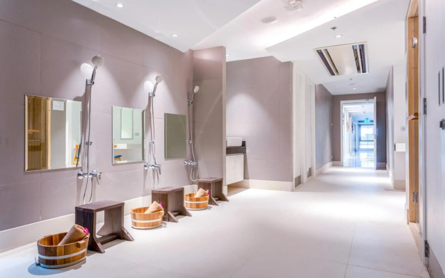 Centara Sonrisa Residences & Suites Sriracha