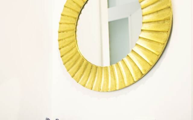 Bright & Quiet Apartment Malaga Center
