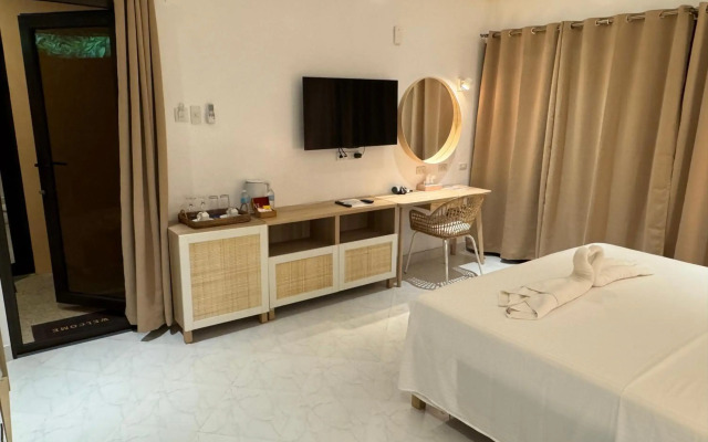 Alona Vida Beach Resort
