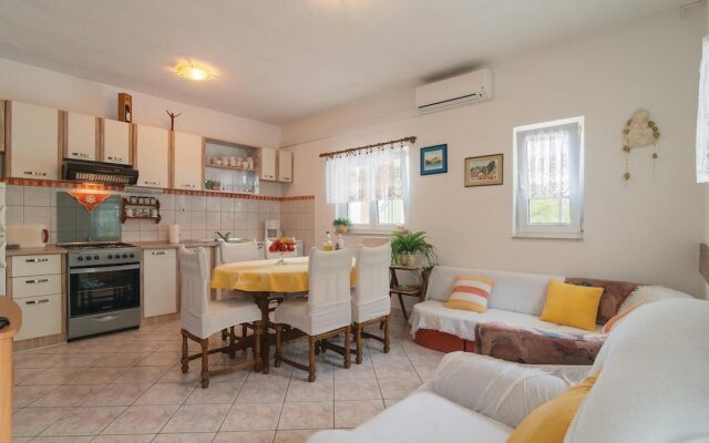 Awesome Home in Podaspilje With Wifi and 3 Bedrooms