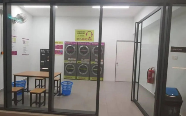 Muji Home Sunway Lagoon Pyramid,Subang,2BR,6-8pax