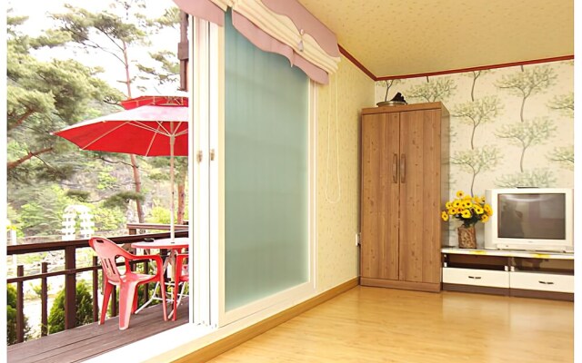 Wongju Pine Pension