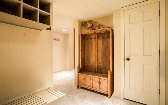 Dulany At Gondola 504