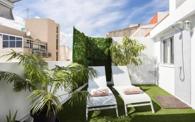 Oasis Penthouse in Santa Cruz by Edén Rentals