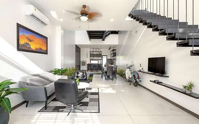 Samaya House