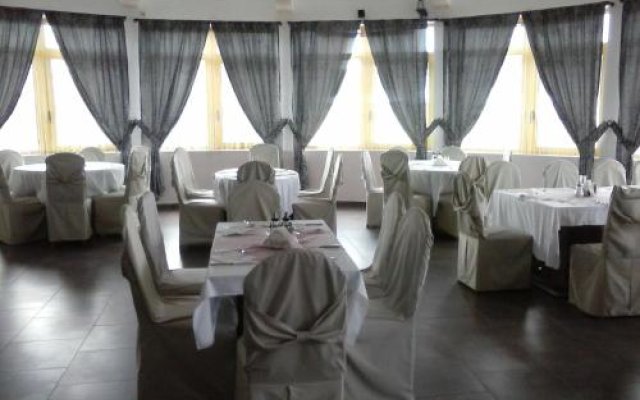 Montenegrin Inn