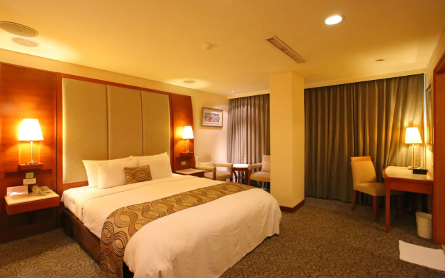 Elegance Hotel Taipei