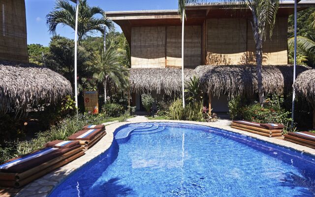 Otro Lado Lodge and Restaurant