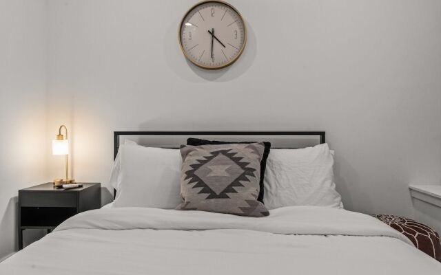 Luxurious Modern Apt Near Art Museum