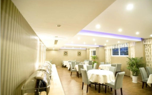 Lishui Jia Yi City Hotel