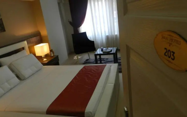 Simal Airport Suites