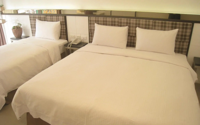 Formosa Boulevard Station Garden Hotel