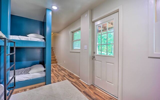 Dog-friendly Bella Vista Home w/ Grill + Deck