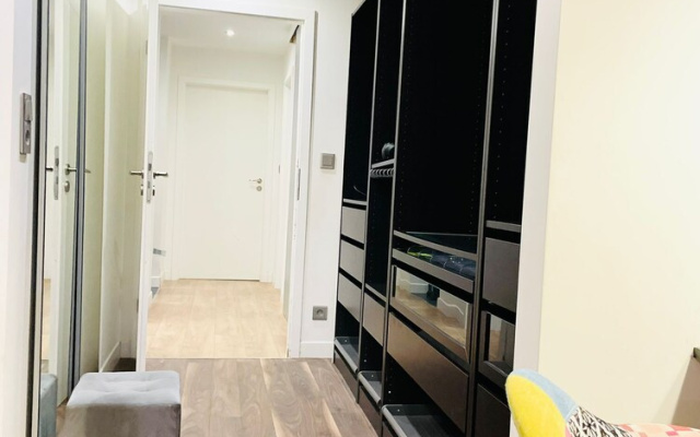 Luxury 2 bedrooms with Parking&Balcony