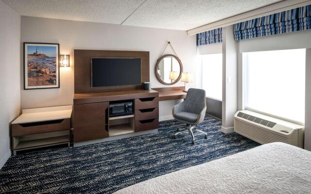 Hampton Inn Long Island / Commack