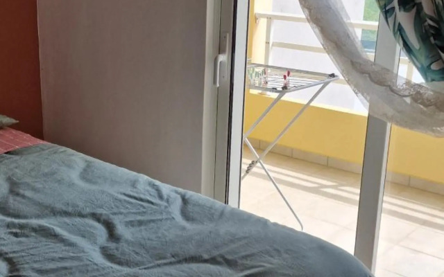 Quiet apartment with easy access to attractions.