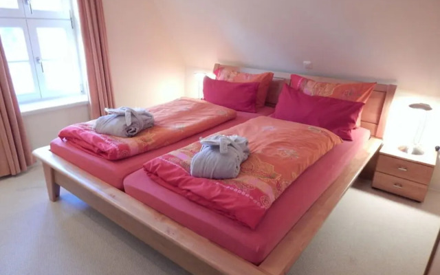 10 Bohler Brise Modern Retreat