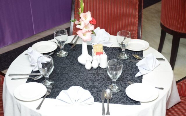 Hotel Lahore