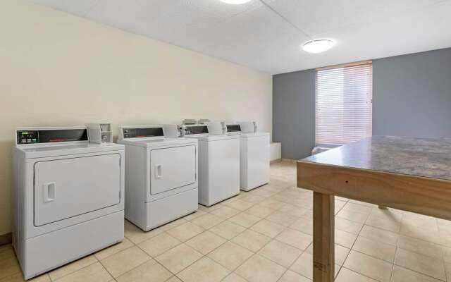 Quality Inn & Suites Lafayette I-65