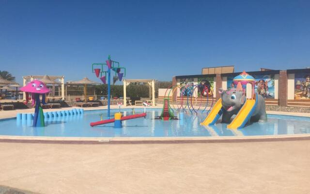 LuxApartment 3BHK At Nubia Aqua Beach Resort