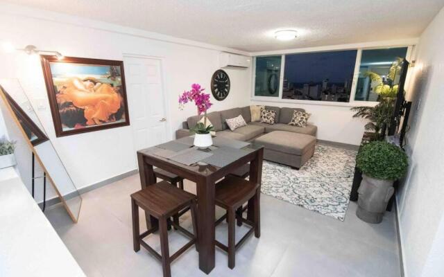 Blissful 3BR Art District Apt with PK & Fast WiFi