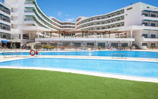 Aguamarina Golf Apartments