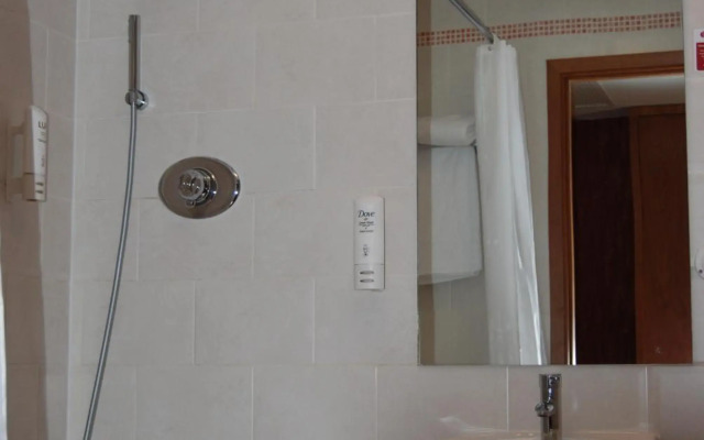 Savera Hotel South Ruislip