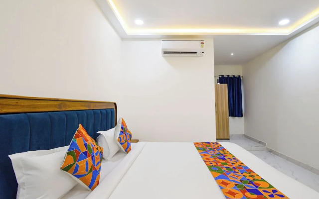 Fabhotel Rr Living Grand